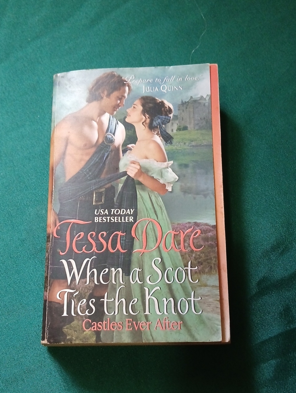 N2 When a Scot Ties the Knot - Green Paperback Romance